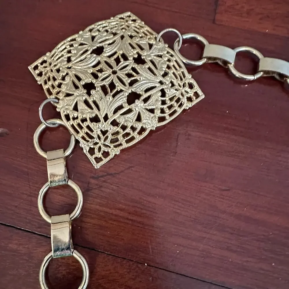 unbranded gold textured